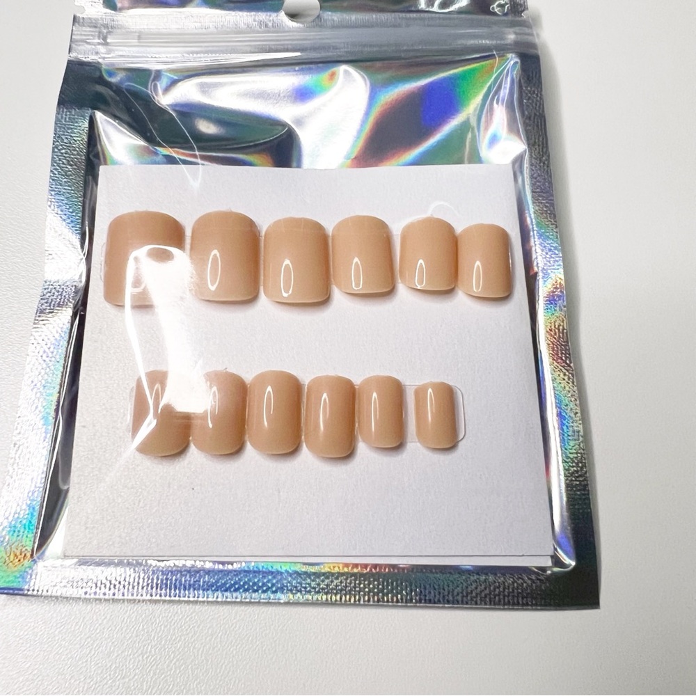 24pc Nude Tan Press-On Nail Set | Glossy Neutral Nails |Short Square Shape